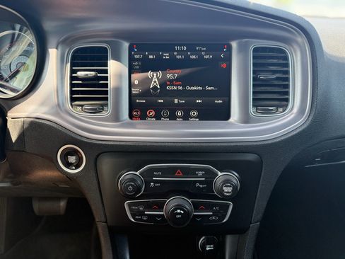 Used 2023 Dodge Charger SXT RWD image 35