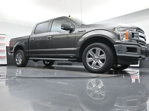 Used 2019 Ford F150 XLT w/ Equipment Group 302A Luxury AWD/4WD image 32