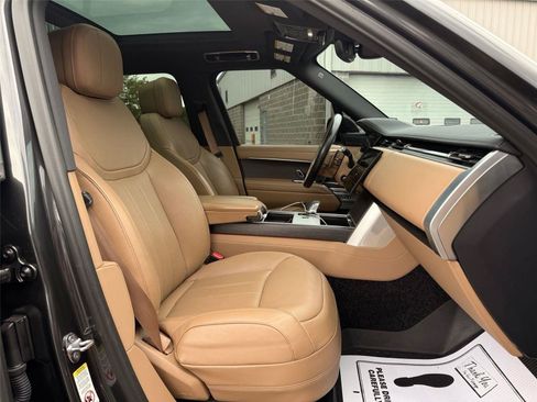 Used 2025 Land Rover Range Rover SE AWD/4WD image 25