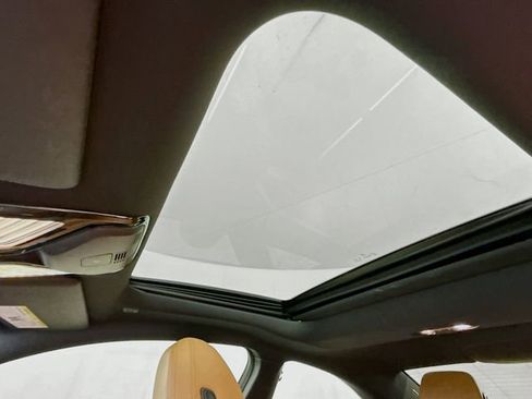 Used 2023 BMW 230i xDrive Coupe w/ Convenience Package image 21