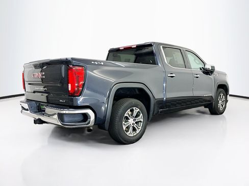 Used 2025 GMC Sierra 1500 SLT AWD/4WD image 9