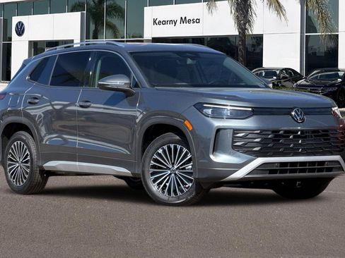 New 2025 Volkswagen Tiguan S image 2