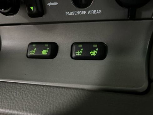 Used 2004 Ford Thunderbird Pacific Coast RWD image 30