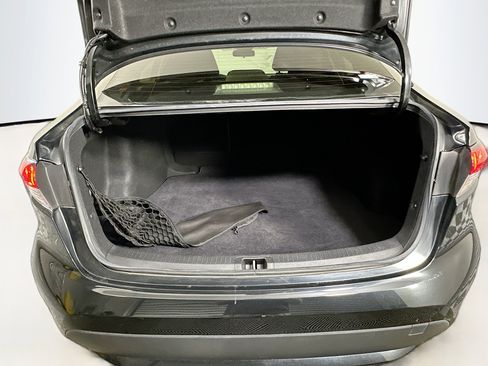 Used 2022 Toyota Corolla LE image 27