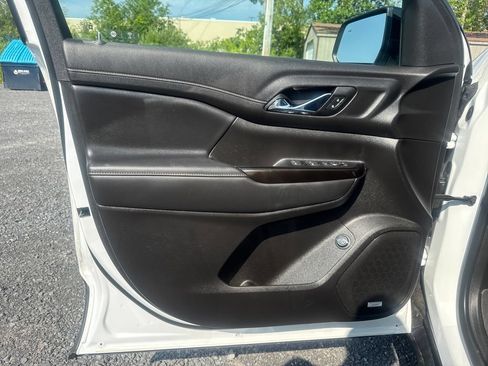 Certified 2023 GMC Acadia AT4 AWD/4WD image 26