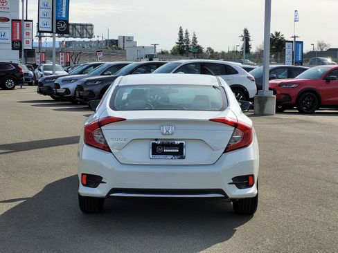 Used 2019 Honda Civic LX image 5