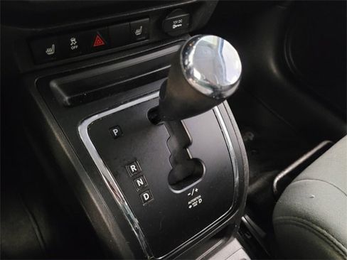 Used 2012 Jeep Patriot Latitude w/ Altitude Pkg image 27