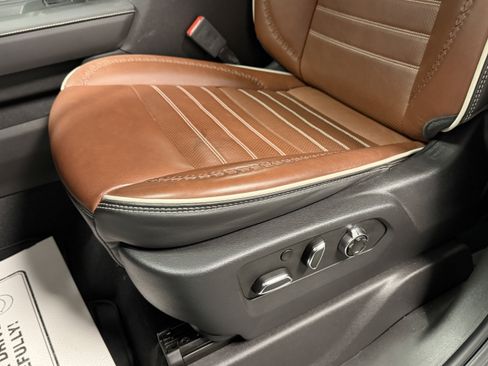 Used 2024 GMC Sierra 2500 Denali Ultimate image 22