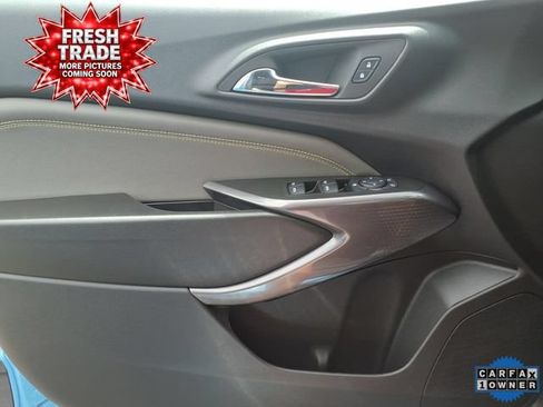 Used 2025 Chevrolet Trax ACTIV FWD image 16