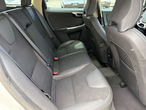Used 2013 Volvo XC60 3.2 FWD image 28