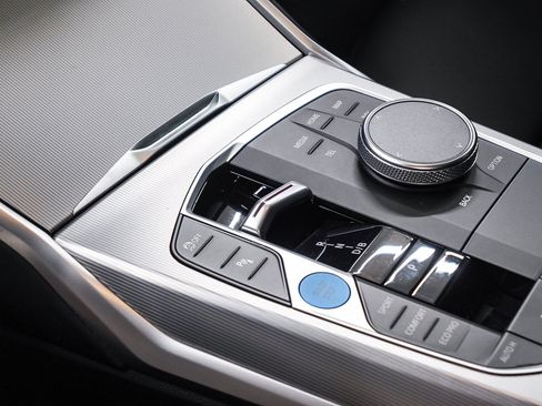 Certified 2023 BMW i4 eDrive40 RWD image 22