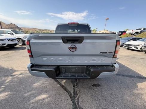 Used 2023 Nissan Frontier PRO-4X w/ Pro Convenience Package AWD/4WD image 4