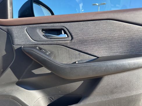 Certified 2023 Nissan Rogue SV image 9