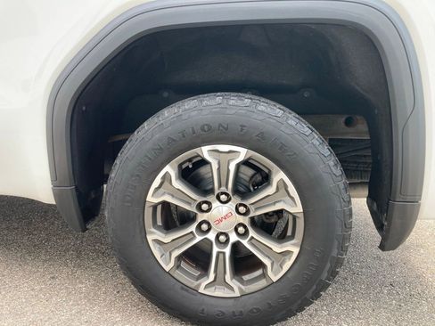 Used 2021 GMC Sierra 1500 SLE image 9