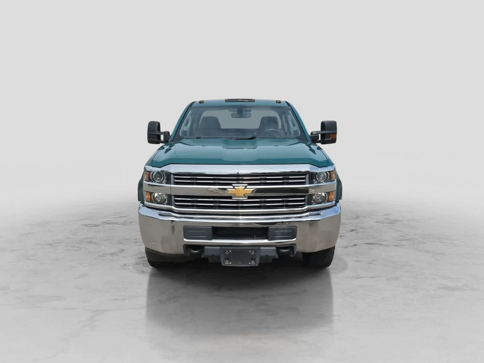 Used 2017 Chevrolet Silverado 2500 W/T w/ Snow Plow Prep Package AWD/4WD image 3