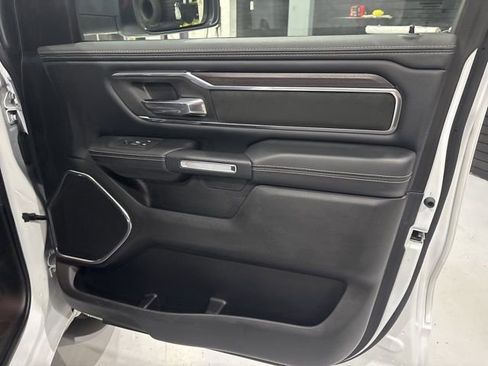 Used 2025 RAM 1500 Laramie AWD/4WD image 33