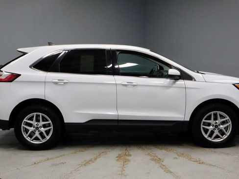 Certified 2024 Ford Edge SEL AWD/4WD image 7