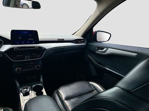 Used 2020 Ford Escape SEL image 22