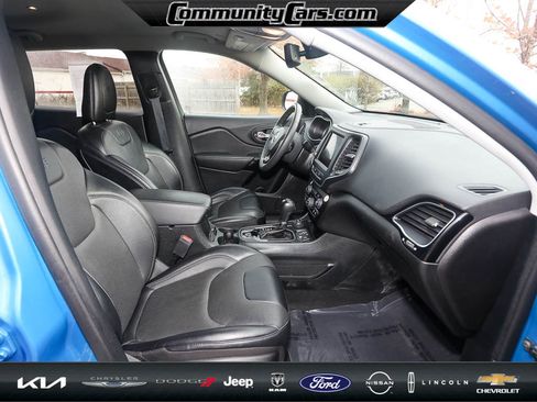 Used 2023 Jeep Cherokee Altitude Lux image 22