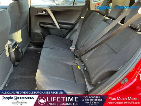 Used 2016 Toyota RAV4 XLE AWD/4WD image 19