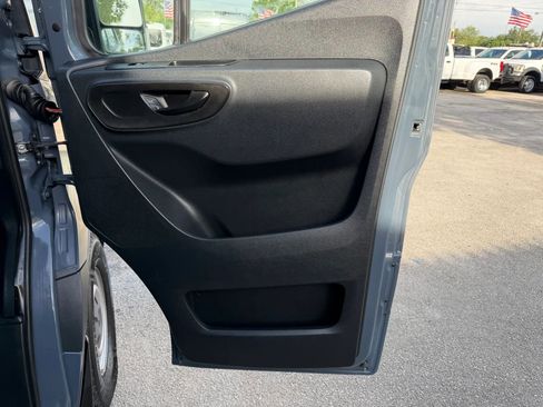 Used 2019 Mercedes-Benz Sprinter 144 image 16