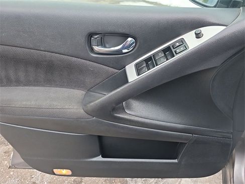 Used 2011 Nissan Murano SV image 13