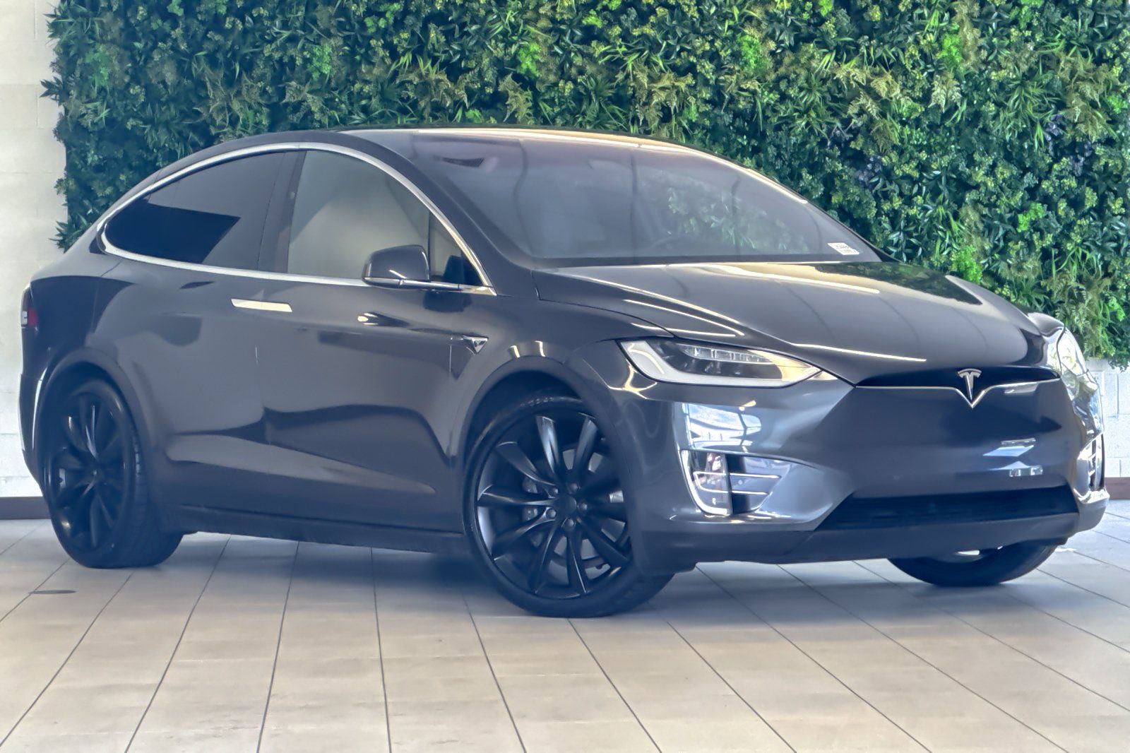 Used 2019 Tesla Model X 75D AWD/4WD image 2