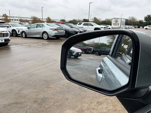 Used 2025 Hyundai Santa Fe SEL image 19