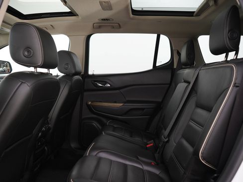 Used 2017 GMC Acadia Denali w/ Technology Package AWD/4WD image 19