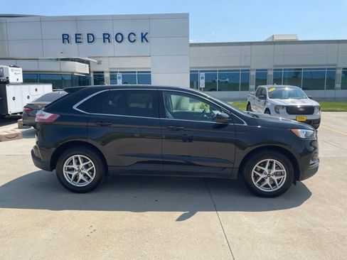 Certified 2024 Ford Edge SEL AWD/4WD image 3