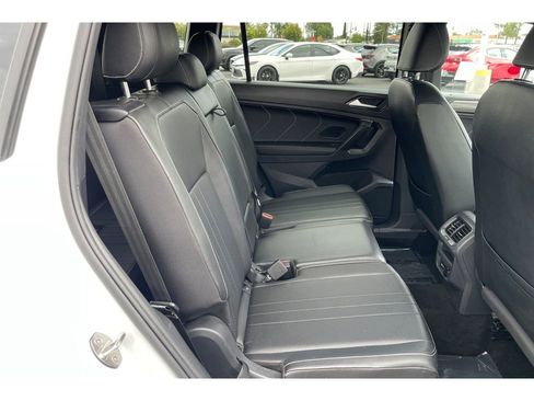 Used 2023 Volkswagen Tiguan SE R-Line FWD image 19