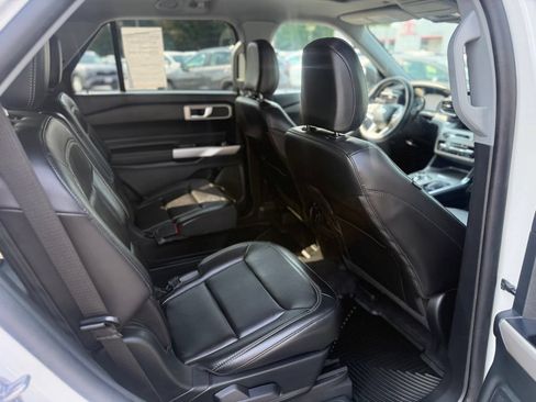Used 2023 Ford Explorer XLT w/ Equipment Group 202A AWD/4WD image 20