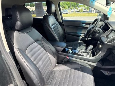 Used 2015 Ford Edge SEL w/ Equipment Group 201A AWD/4WD image 13