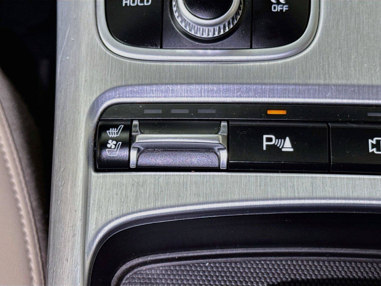 Used 2023 Kia Stinger GT2 RWD image 19