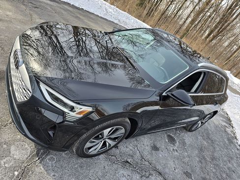 Used 2024 Audi Q8 e-tron Premium Plus image 78