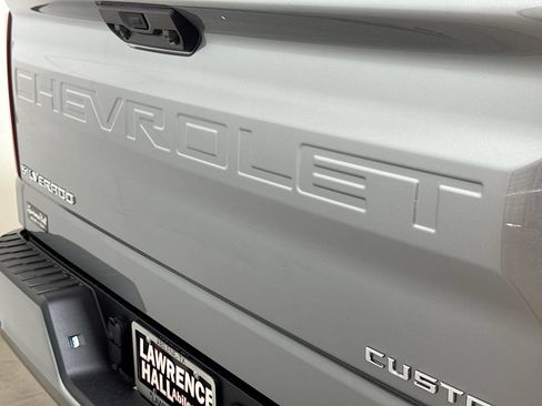 New 2026 Chevrolet Silverado 1500 Custom RWD image 18