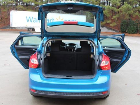 Used 2014 Ford Focus SE FWD image 17