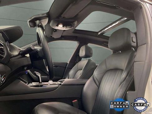 Used 2021 Maserati Levante image 22