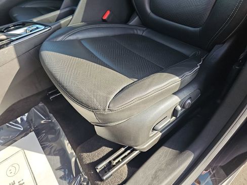 Used 2023 Buick Encore GX Essence w/ Experience Buick Package image 33