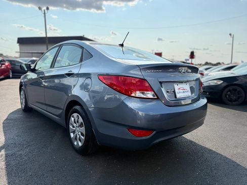 Used 2017 Hyundai Accent SE FWD image 5