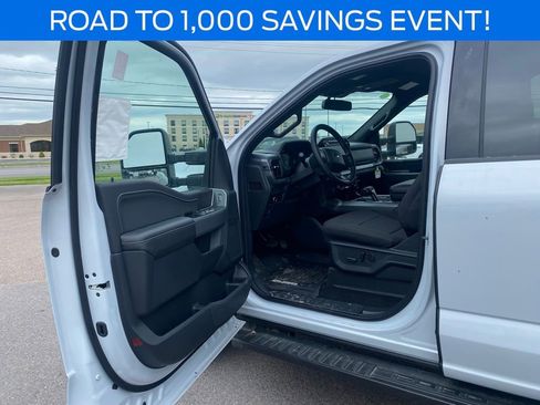 New 2025 Ford F150 XLT w/ Equipment Group 302A MID image 14