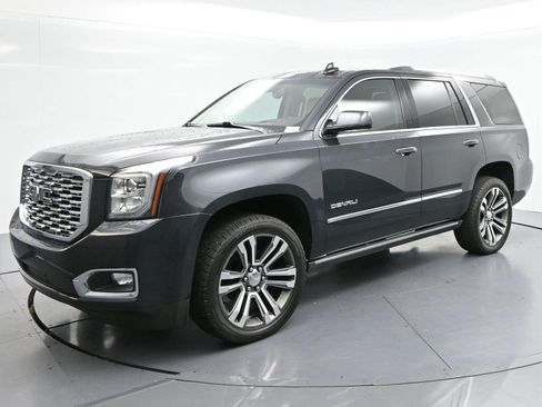 Used 2020 GMC Yukon Denali w/ Denali Ultimate Package AWD/4WD image 3