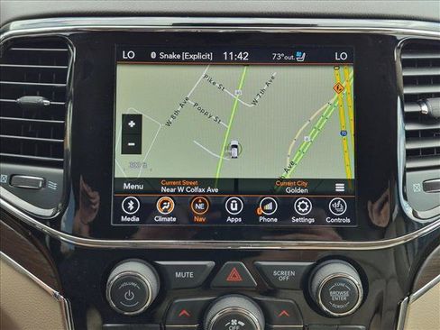 Used 2020 Jeep Grand Cherokee Overland AWD/4WD image 12