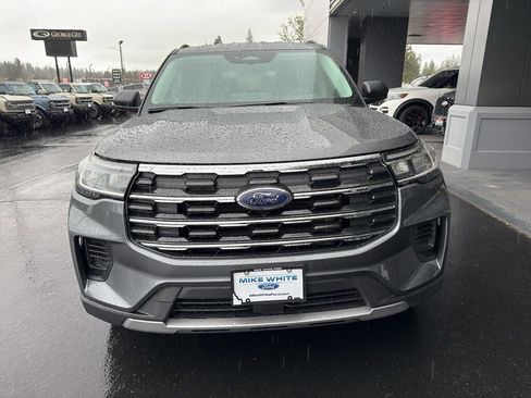 New 2026 Ford Explorer Active AWD/4WD image 2