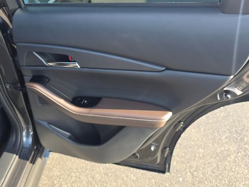 Certified 2025 MAZDA CX-30 AWD 2.5 S w/ Premium Package image 23