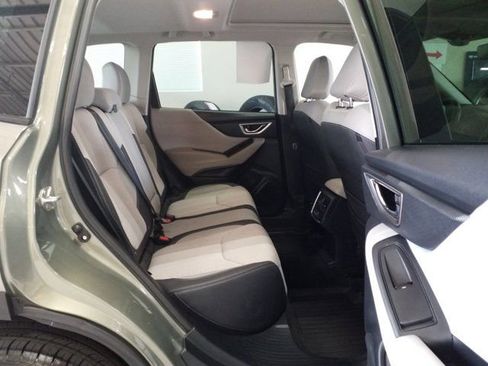 Used 2021 Subaru Forester Premium w/ Popular Package #1 AWD/4WD image 16