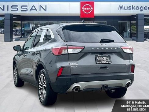 Used 2022 Ford Escape SEL w/ Class II Trailer Tow Package image 4