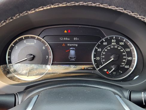 Used 2023 INFINITI QX50 Luxe AWD/4WD image 19