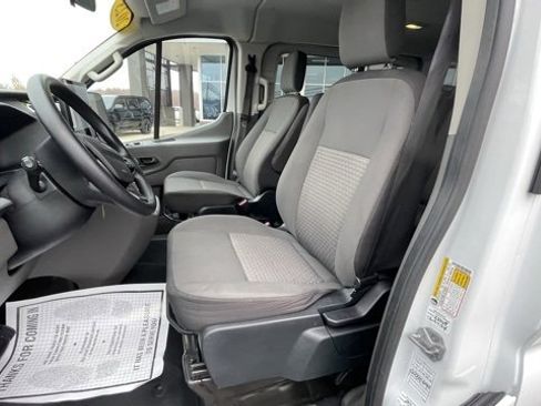 Used 2023 Ford Transit 350 XLT image 13