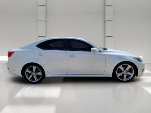 Used 2012 Lexus IS 250 w/ Premium Pkg Value Edition RWD image 4